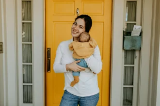 newborn lifestyle photography